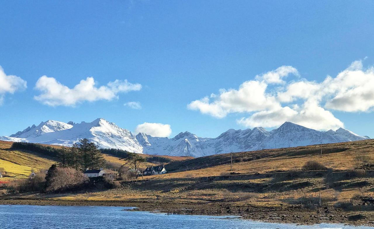 Luxury 4 Bedroom Cottage With Stunning Views Near Fairy Pools! Carbost  Exteriör bild