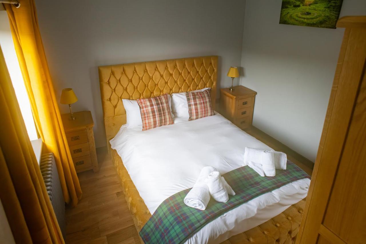 Luxury 4 Bedroom Cottage With Stunning Views Near Fairy Pools! Carbost  Exteriör bild