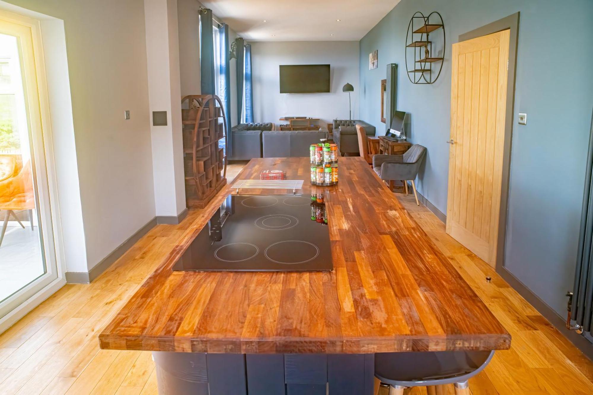 Luxury 4 Bedroom Cottage With Stunning Views Near Fairy Pools! Carbost  Exteriör bild