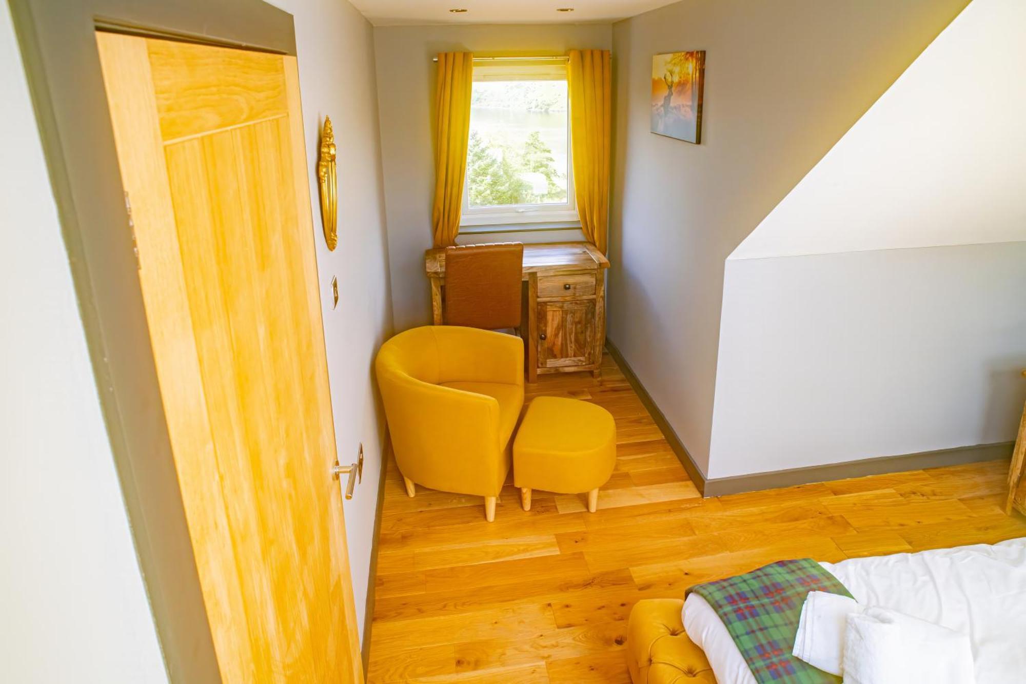 Luxury 4 Bedroom Cottage With Stunning Views Near Fairy Pools! Carbost  Exteriör bild