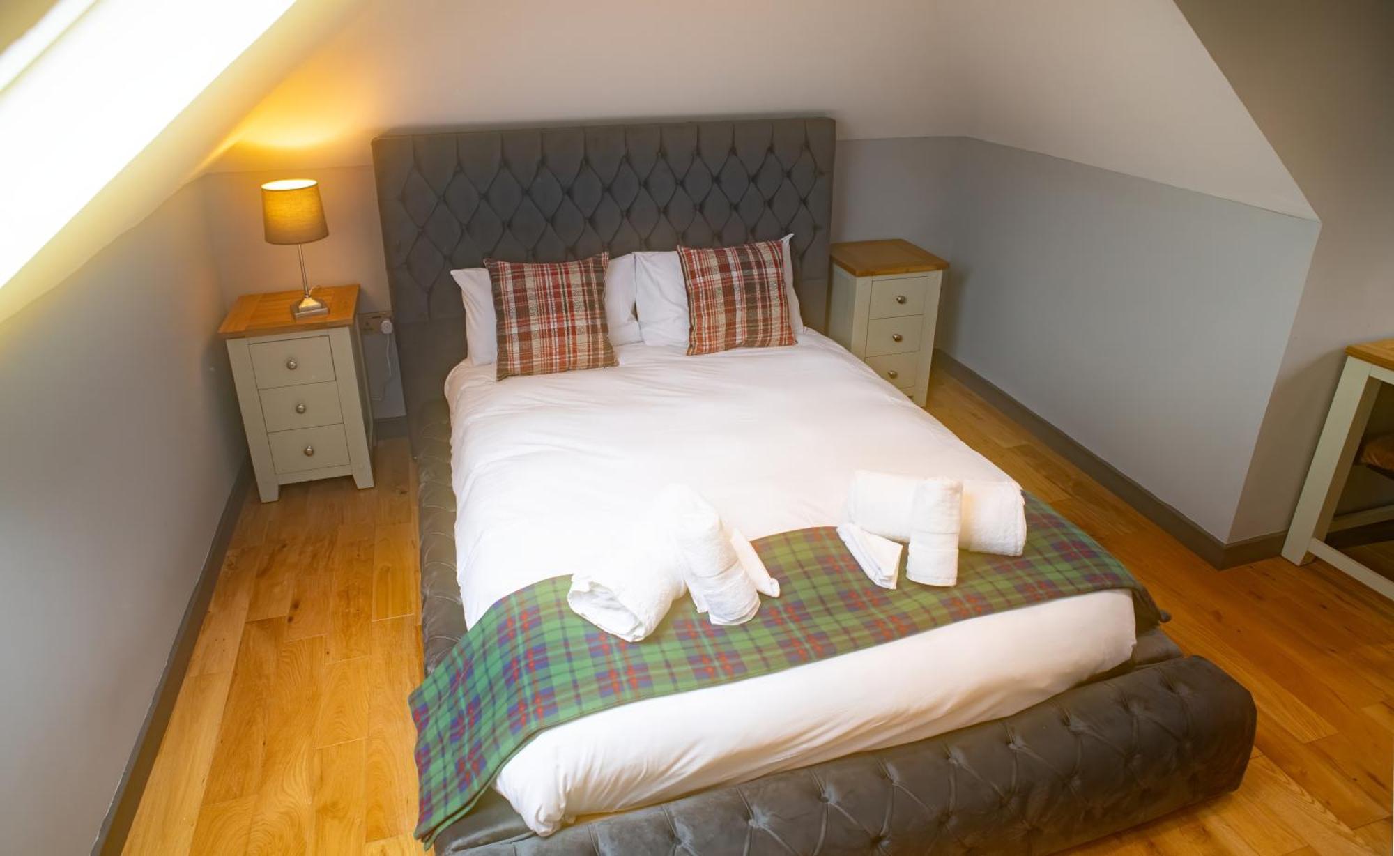 Luxury 4 Bedroom Cottage With Stunning Views Near Fairy Pools! Carbost  Exteriör bild